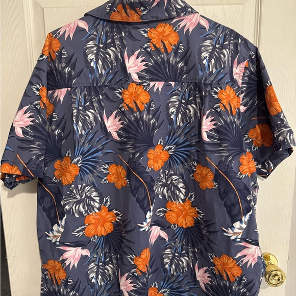 Hurley Hawaiian Print Stretch Fit Button Down Shirt - Picture 4 of 5